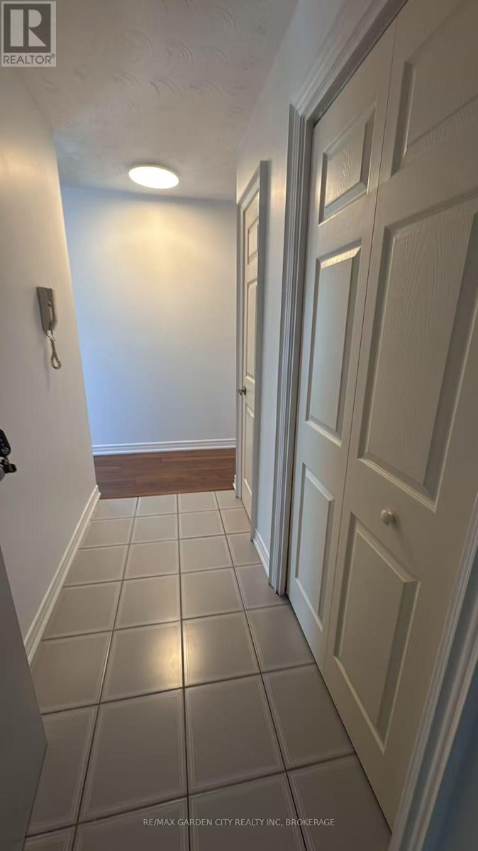 301 - 210 Pelham Road, St. Catharines, Ontario  L2S 1W9 - Photo 6 - X13031962