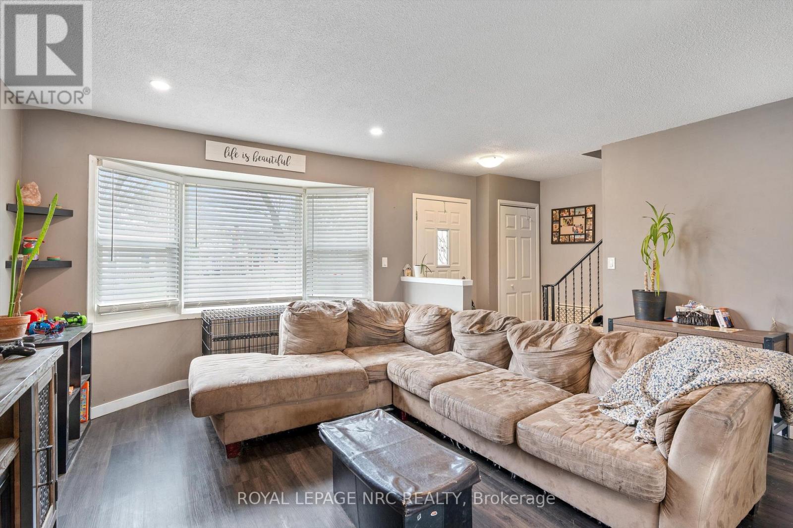 18 Lafayette Drive, St. Catharines, Ontario  L2N 6C2 - Photo 5 - X13031998