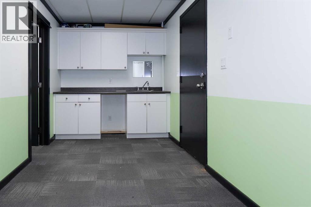 4917 48 Street, Red Deer, Alberta  T4N 1S8 - Photo 12 - A2302911