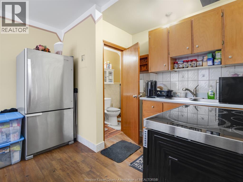 401 Parent, Windsor, Ontario  N9A 2B9 - Photo 14 - 26008934