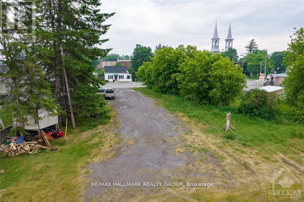 2 - 3748 Champlain Street, Clarence-Rockland, Ontario  K0A 1E0 - Photo 11 - X12466453