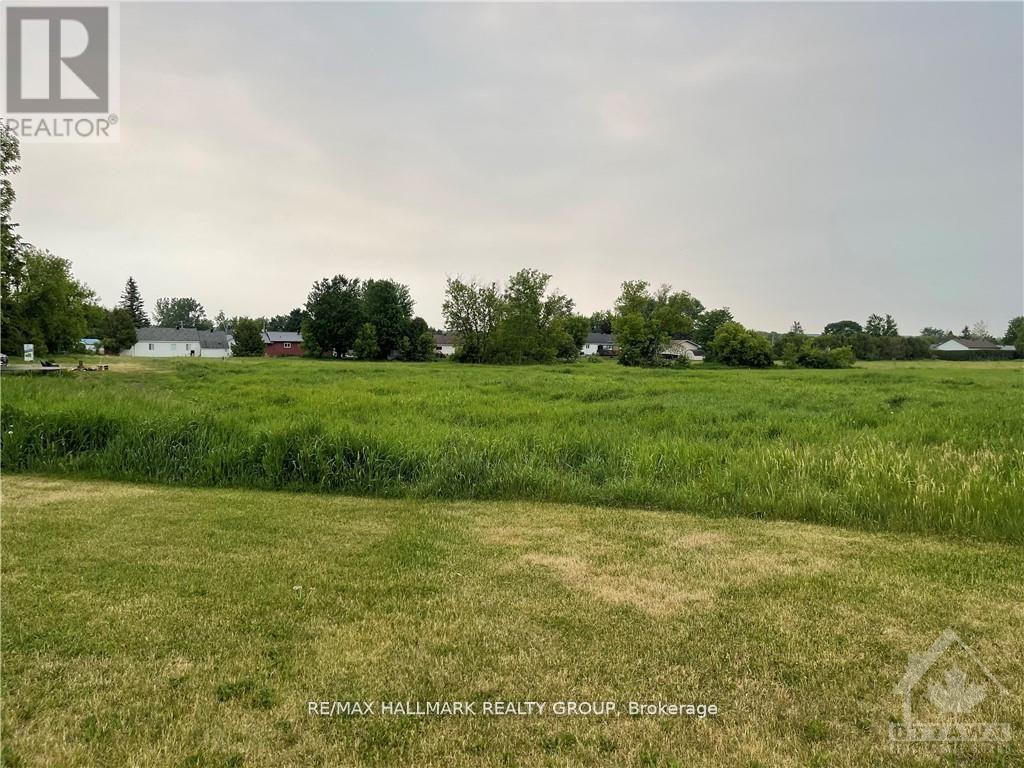 2 - 3748 Champlain Street, Clarence-Rockland, Ontario  K0A 1E0 - Photo 2 - X12466453
