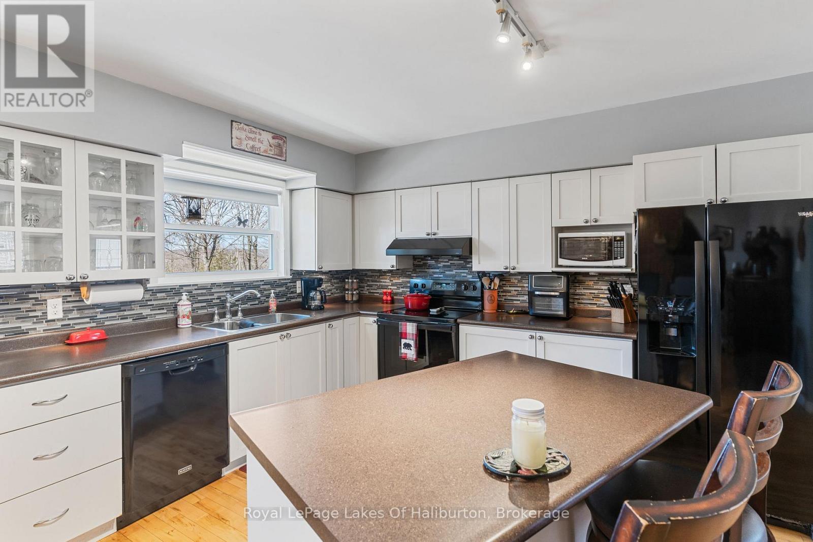 1096 Chelsea Lane, Algonquin Highlands, Ontario  K0M 1S0 - Photo 16 - X13031760