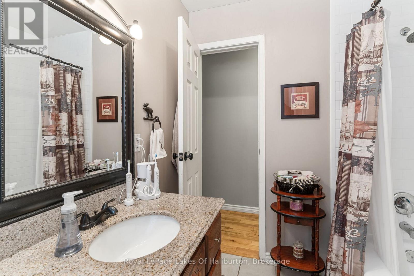 1096 Chelsea Lane, Algonquin Highlands, Ontario  K0M 1S0 - Photo 24 - X13031760