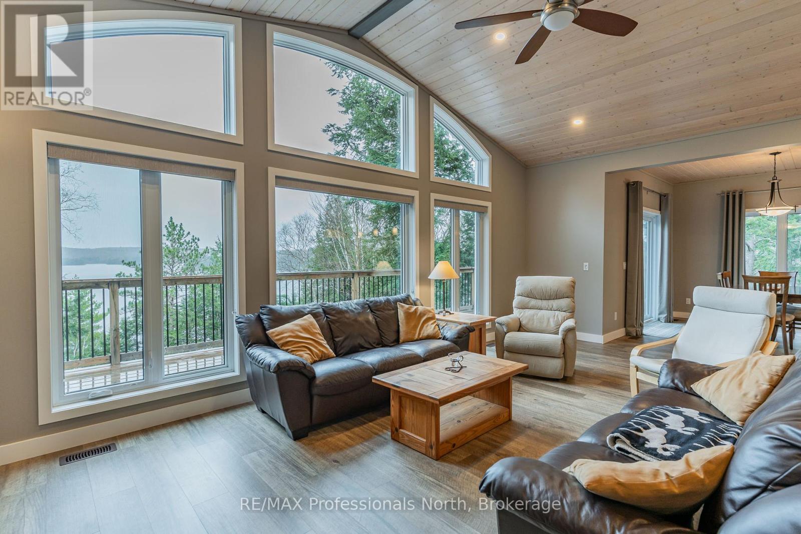 5997 Kennisis Lake Road, Dysart Et Al, Ontario  K0M 1S0 - Photo 16 - X13031830