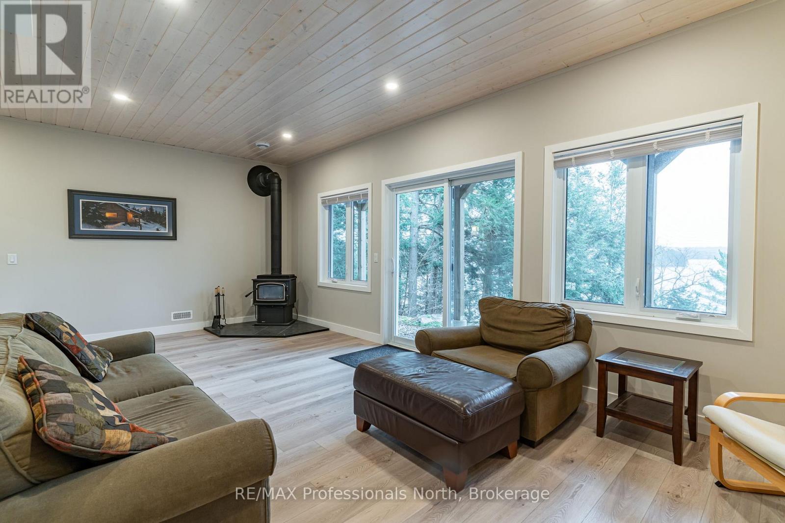 5997 Kennisis Lake Road, Dysart Et Al, Ontario  K0M 1S0 - Photo 25 - X13031830