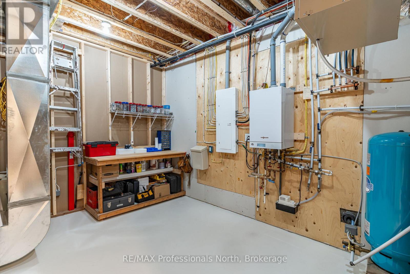 5997 Kennisis Lake Road, Dysart Et Al, Ontario  K0M 1S0 - Photo 32 - X13031830