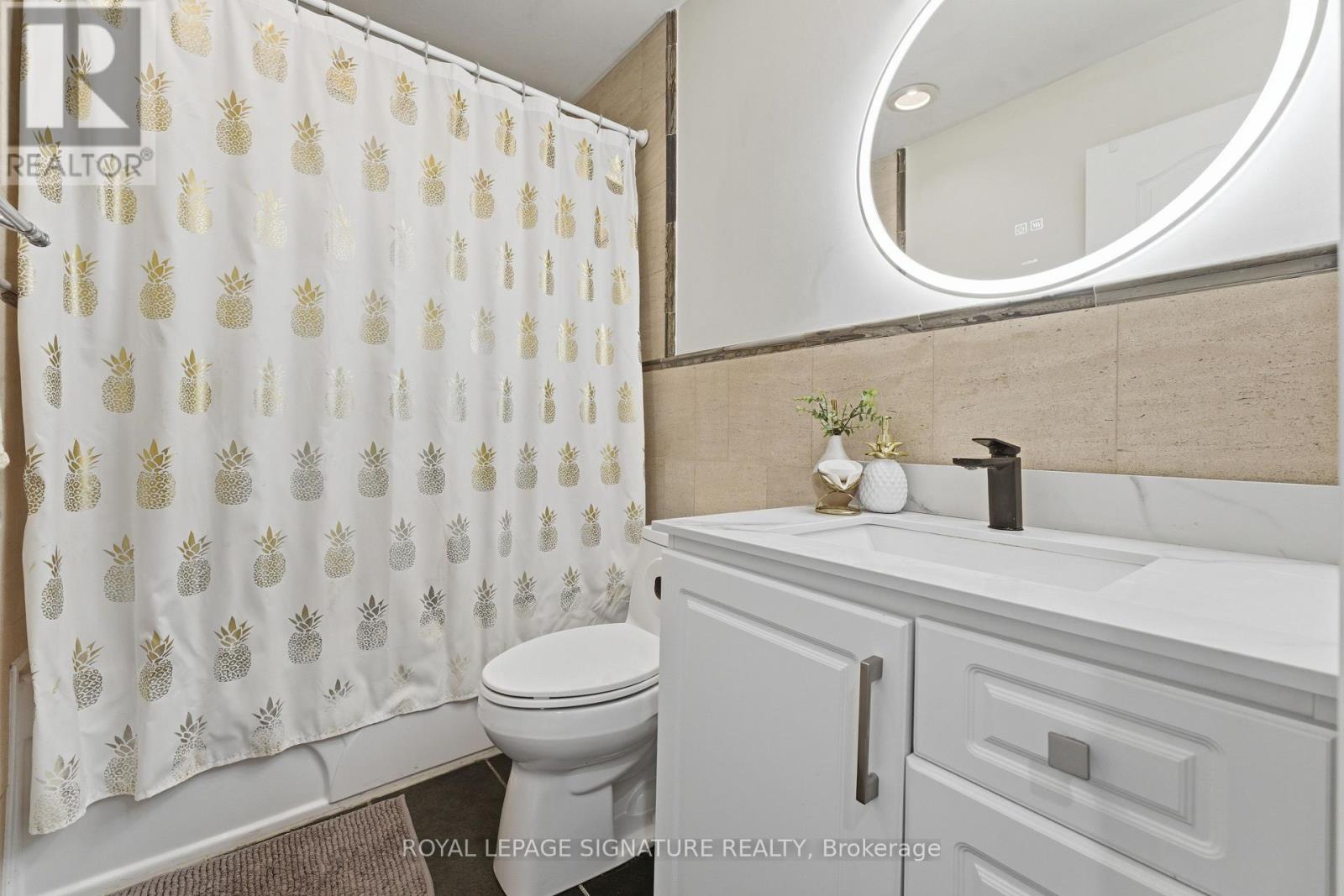 6 Crimson Millway, Toronto, Ontario  M2L 1T6 - Photo 24 - C13028944