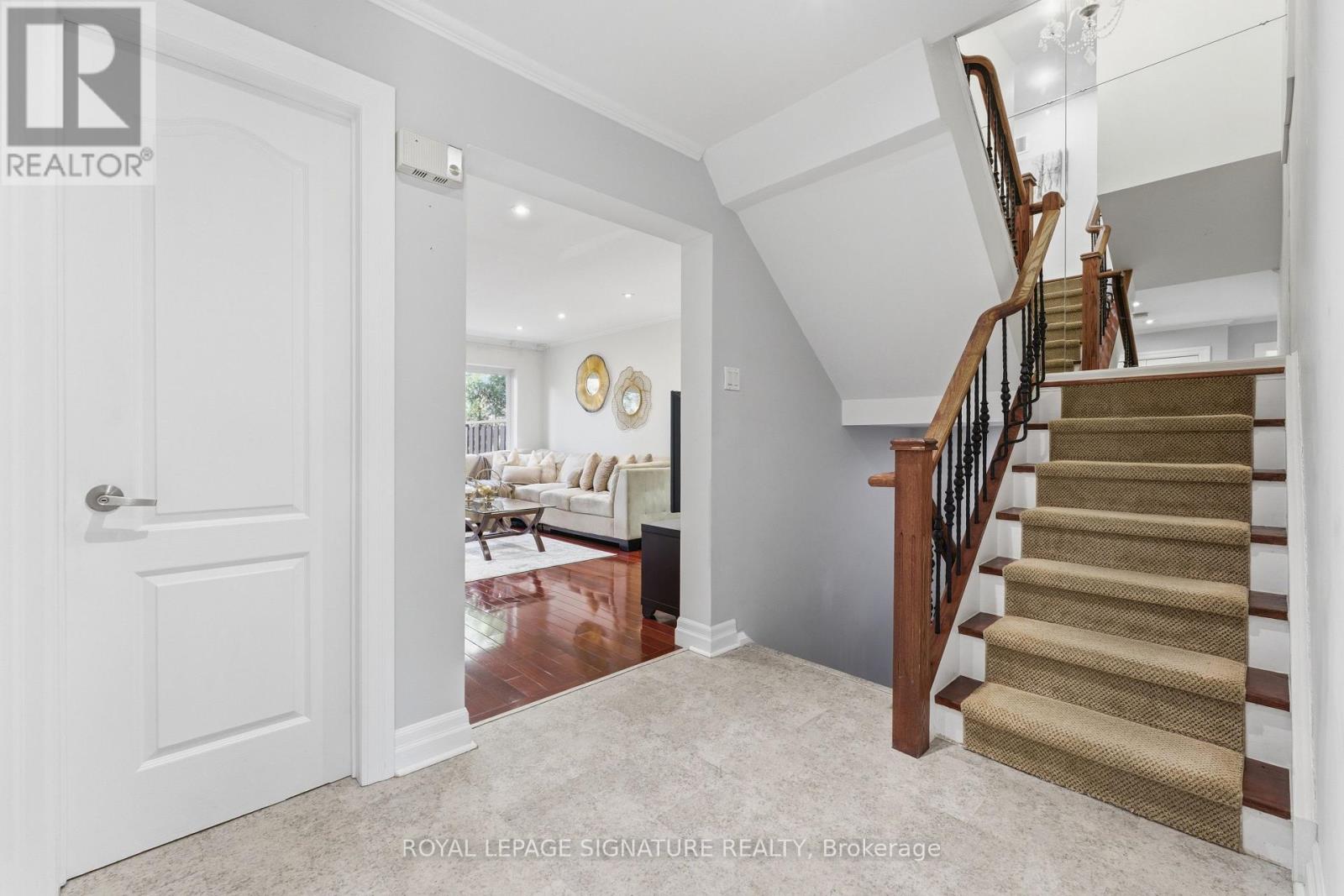 6 Crimson Millway, Toronto, Ontario  M2L 1T6 - Photo 16 - C13028944