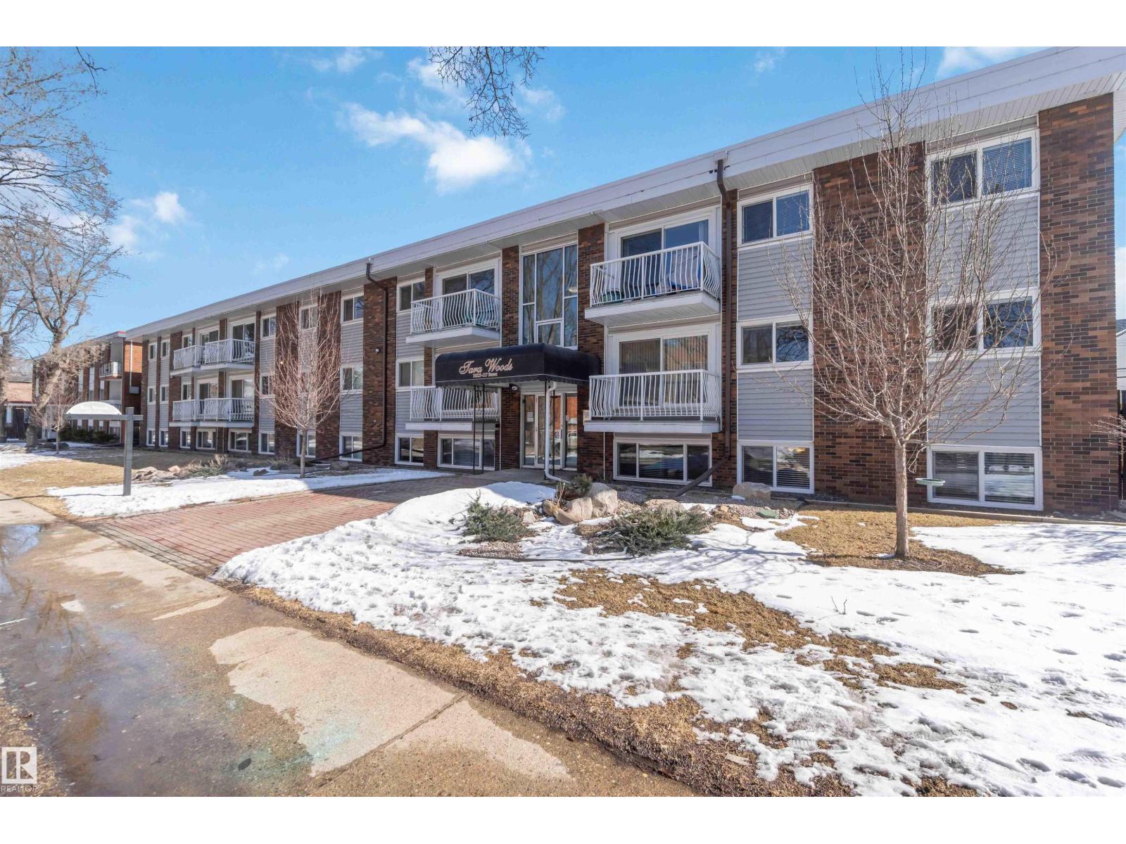 #111 10225 117 St Nw, Edmonton, Alberta  T5K 1X7 - Photo 2 - E4480392