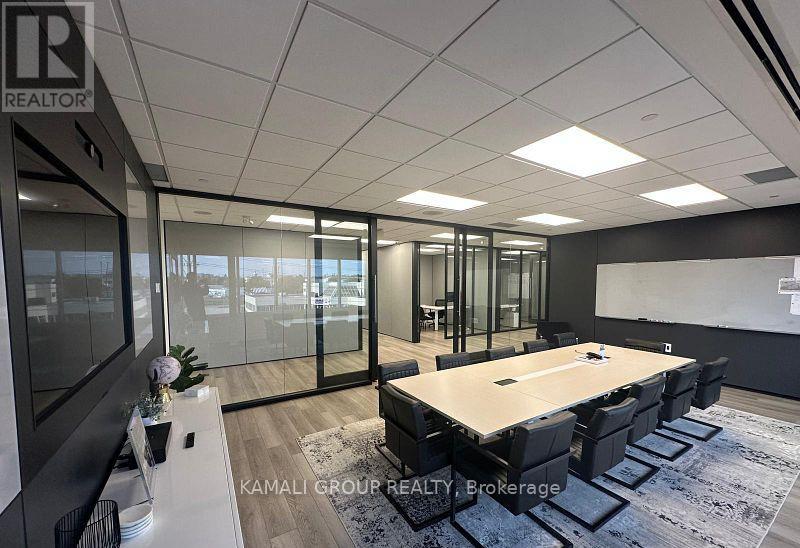 Professional Suite - 1135 Stellar Drive, Newmarket, Ontario  L3Y 7B8 - Photo 12 - N12990850