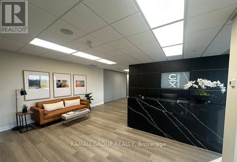 Professional Suite - 1135 Stellar Drive, Newmarket, Ontario  L3Y 7B8 - Photo 9 - N12990850