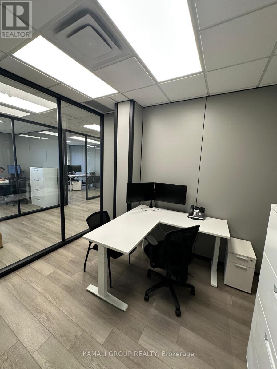 Office 9 - 1135 Stellar Drive, Newmarket, Ontario  L3Y 7B8 - Photo 7 - N12991170