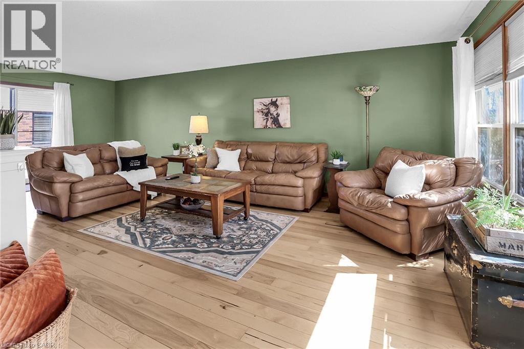 5001 Hillside Drive, Beamsville, Ontario  L3J 0L1 - Photo 10 - 40694432