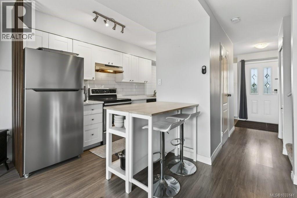 51 1957 Guthrie Rd, Comox, British Columbia  V9M 2J2 - Photo 4 - 1033141