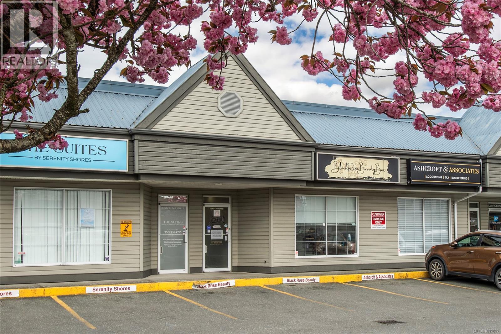 D 1250 Cedar St, Campbell River, British Columbia  V9W 2W5 - Photo 1 - 1032632