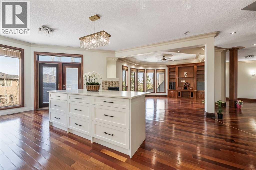 8 Coulee Park SW, Calgary, Alberta  T3H 5J5 - Photo 17 - A2299481