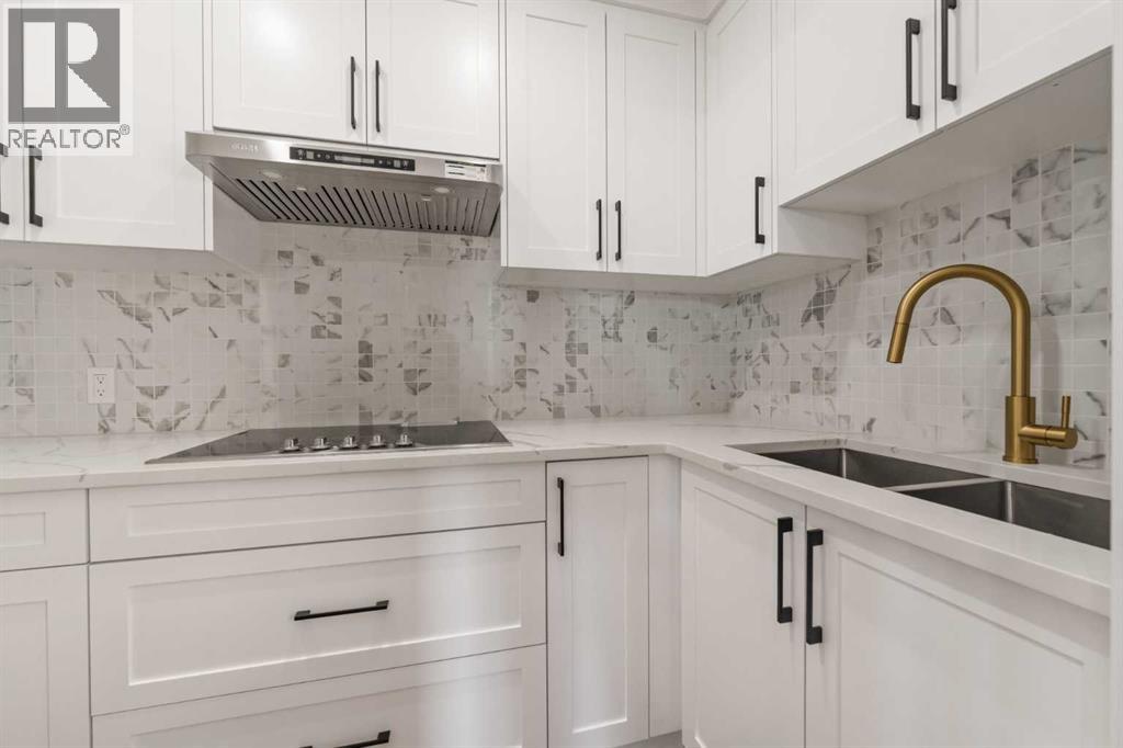 8 Coulee Park SW, Calgary, Alberta  T3H 5J5 - Photo 18 - A2299481