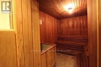 2011 - 633 Bay Street, Toronto, Ontario  M5G 2G4 - Photo 11 - C13031844