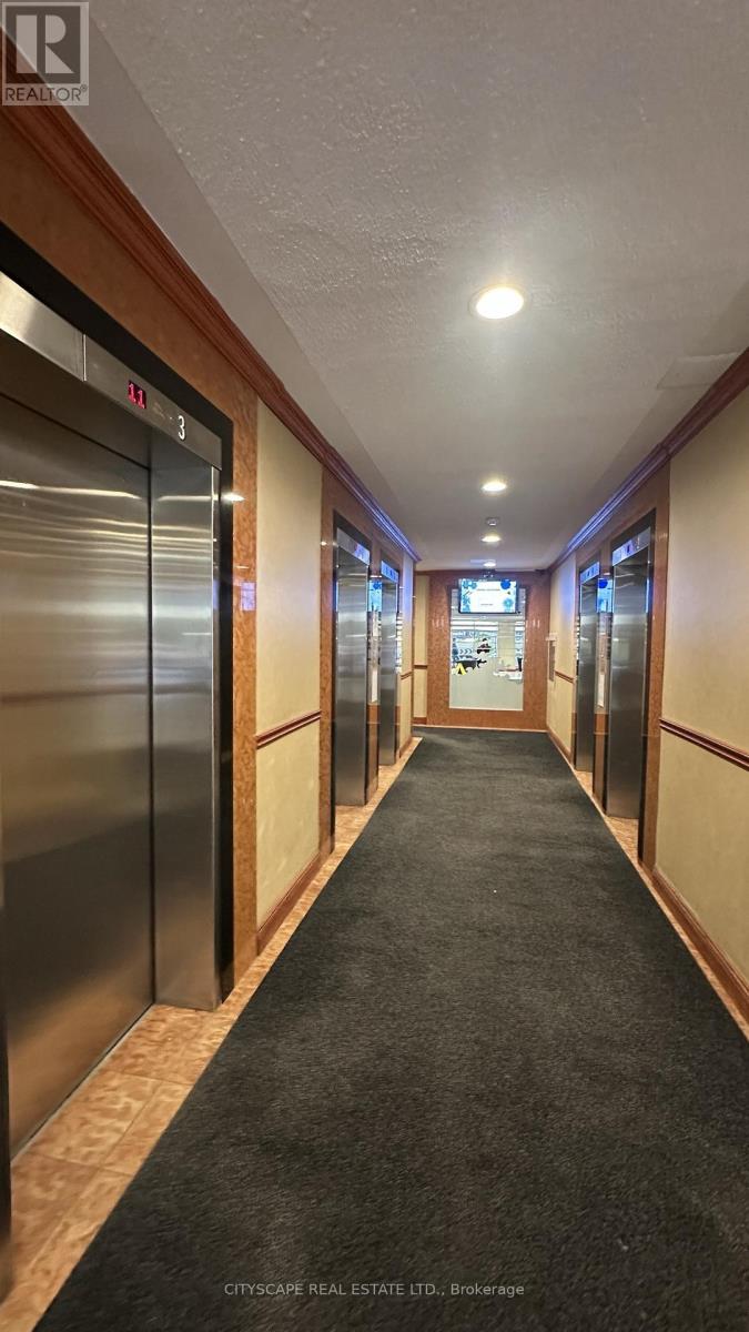 2011 - 633 Bay Street, Toronto, Ontario  M5G 2G4 - Photo 15 - C13031844