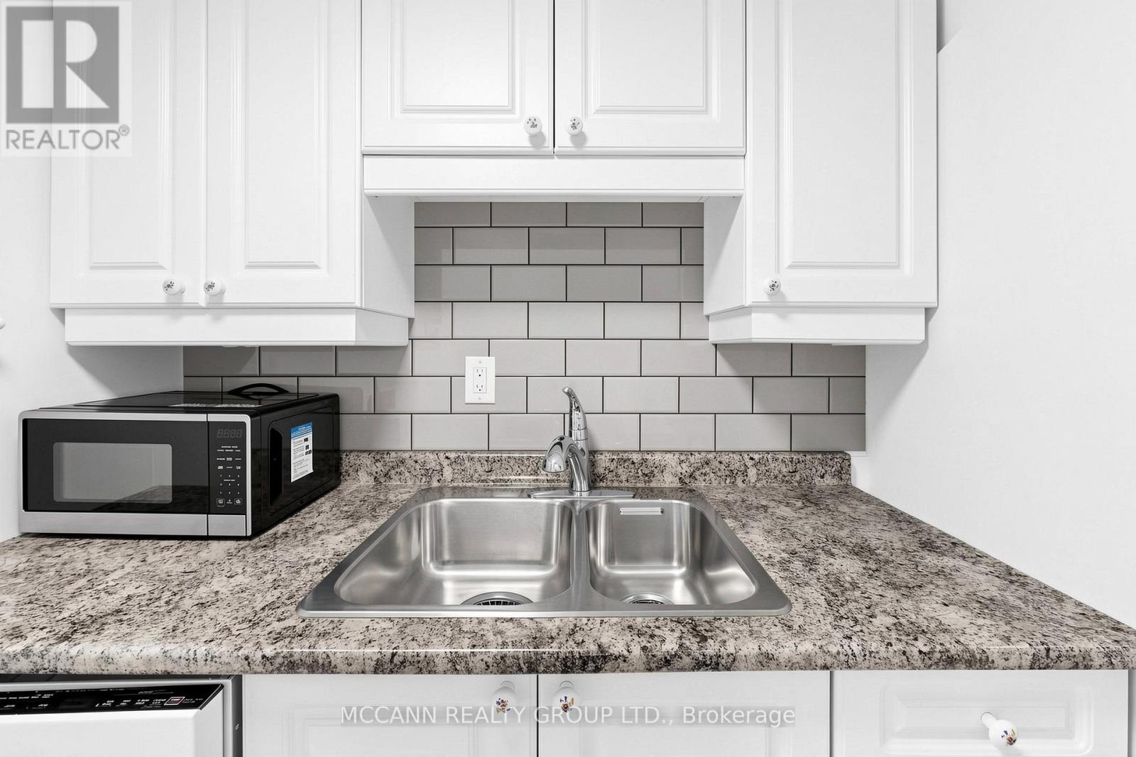 1510 - 720 Spadina Avenue, Toronto, Ontario  M5S 2T9 - Photo 8 - C13031956