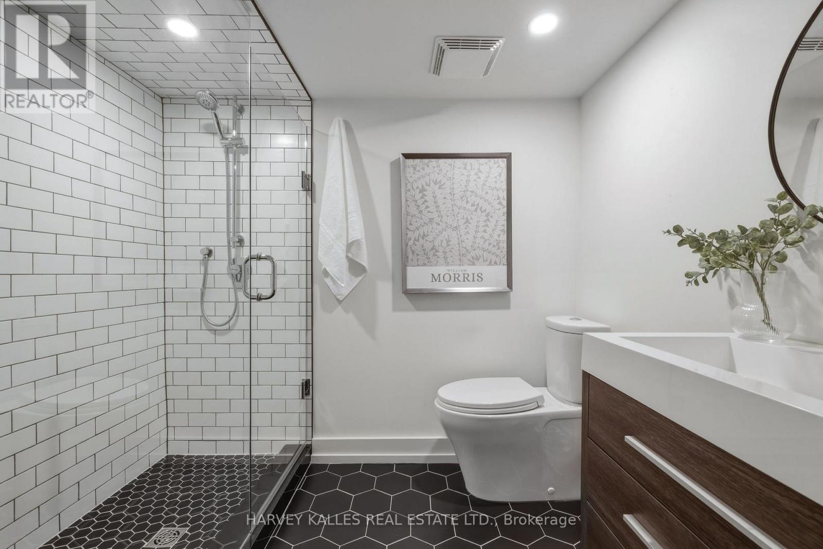 164 Albany Avenue, Toronto, Ontario  M5R 3C6 - Photo 19 - C13031976