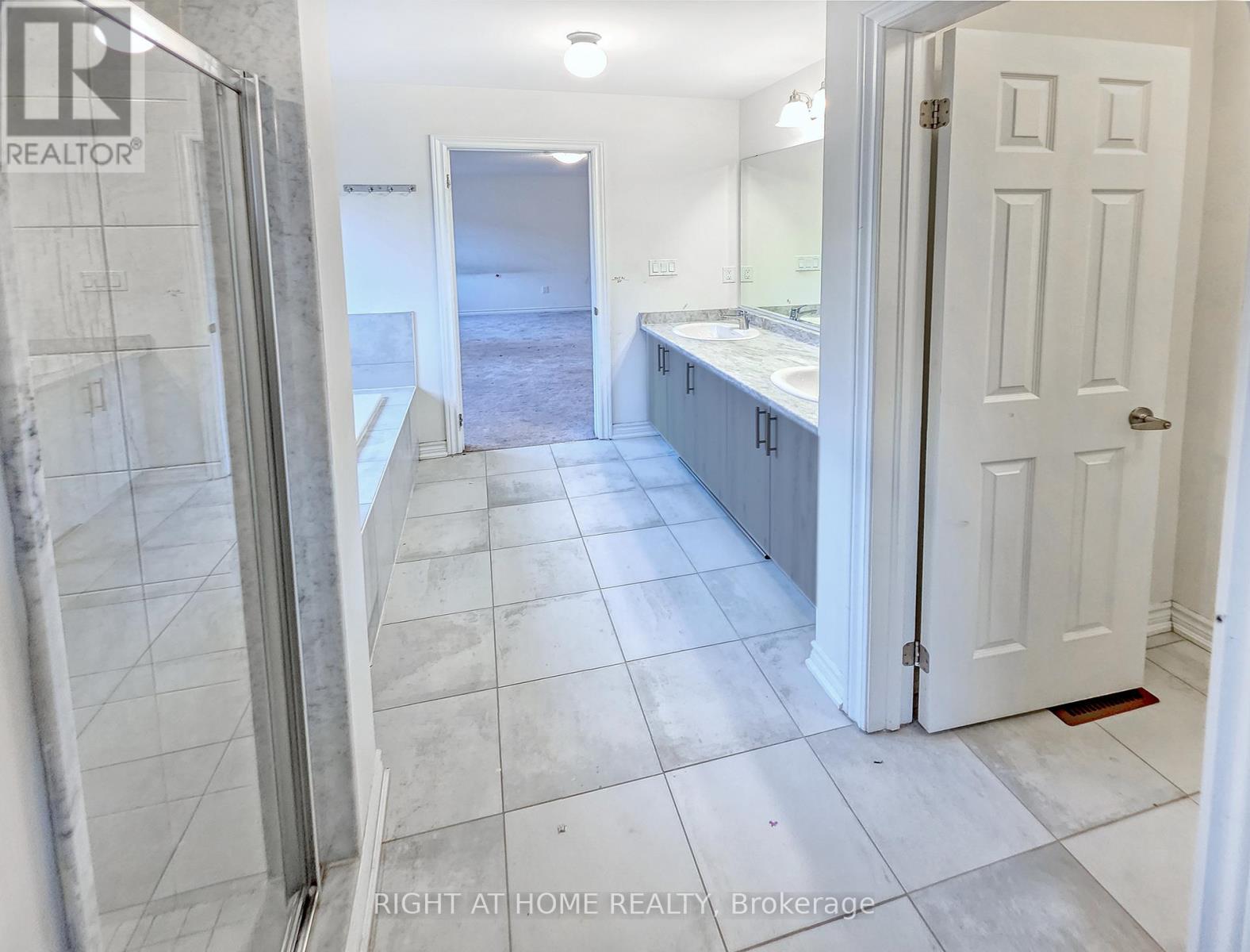 219 Fleetwood Drive, Oshawa, Ontario  L1K 3E7 - Photo 22 - E13031806