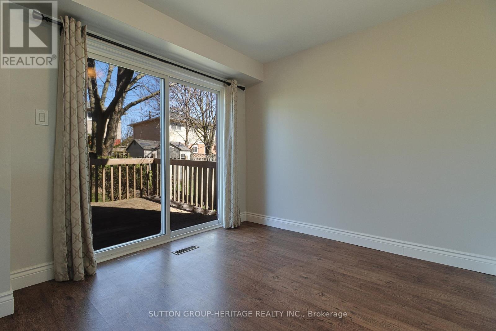 159 Melissa Crescent, Whitby, Ontario  L1N 8G6 - Photo 7 - E13031808