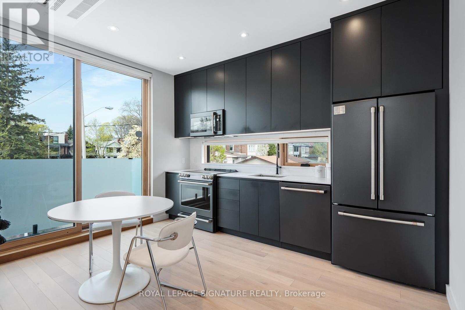 Laneway Suite - 54 Dewhurst Boulevard, Toronto, Ontario  M4J 3H9 - Photo 6 - E13031834