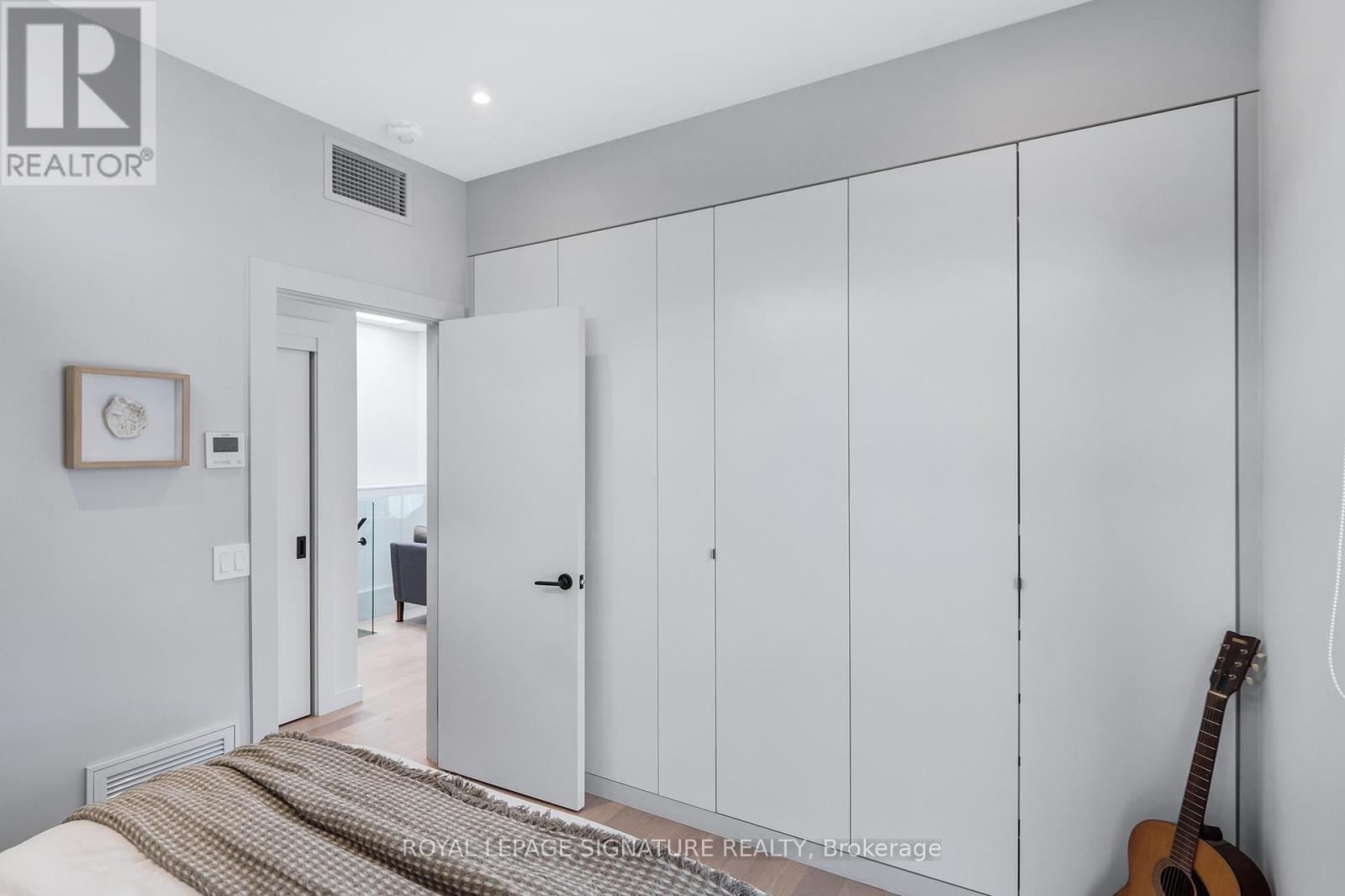 Laneway Suite - 54 Dewhurst Boulevard, Toronto, Ontario  M4J 3H9 - Photo 9 - E13031834