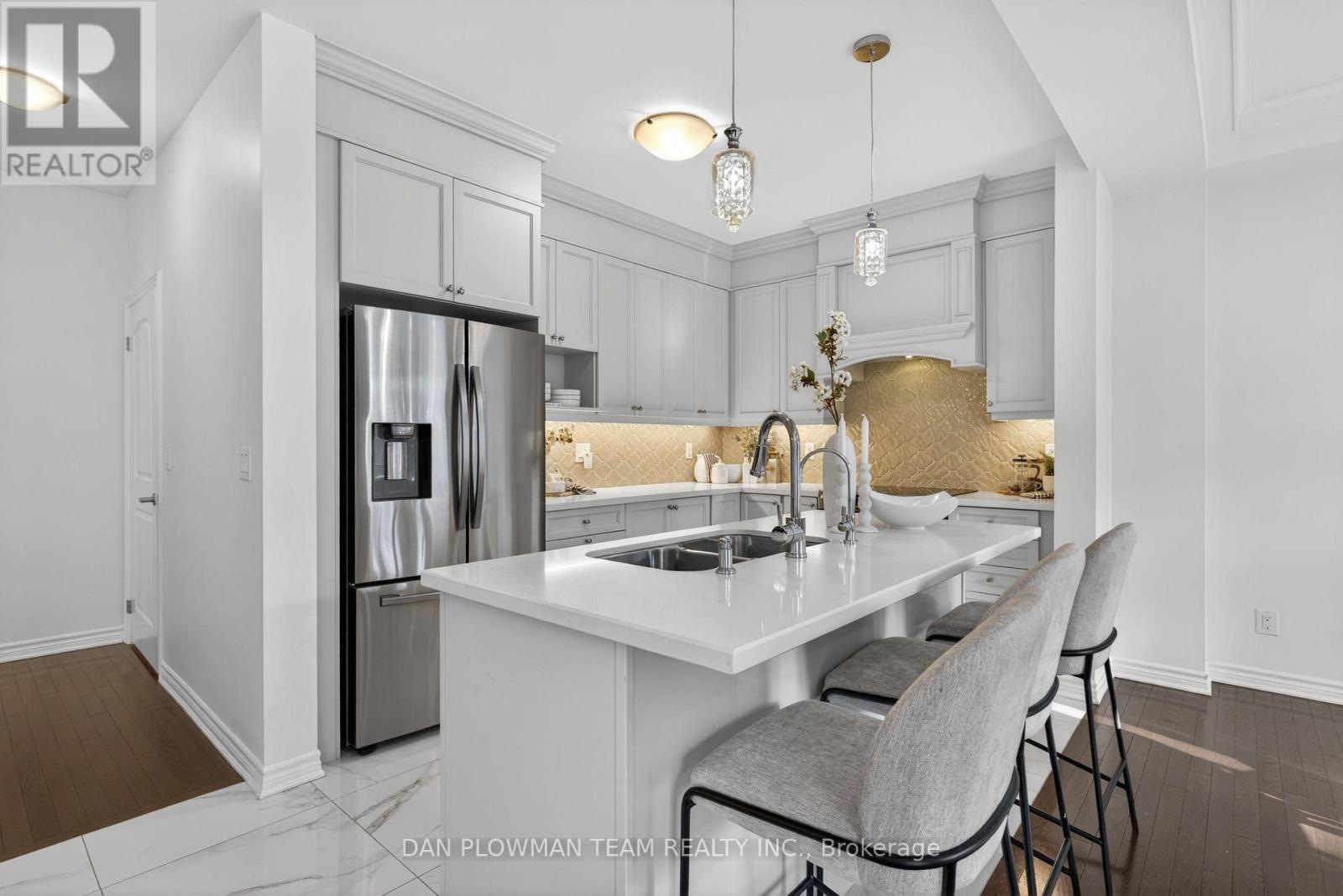 60 Bremner Street, Whitby, Ontario  L1R 0P8 - Photo 10 - E13031836