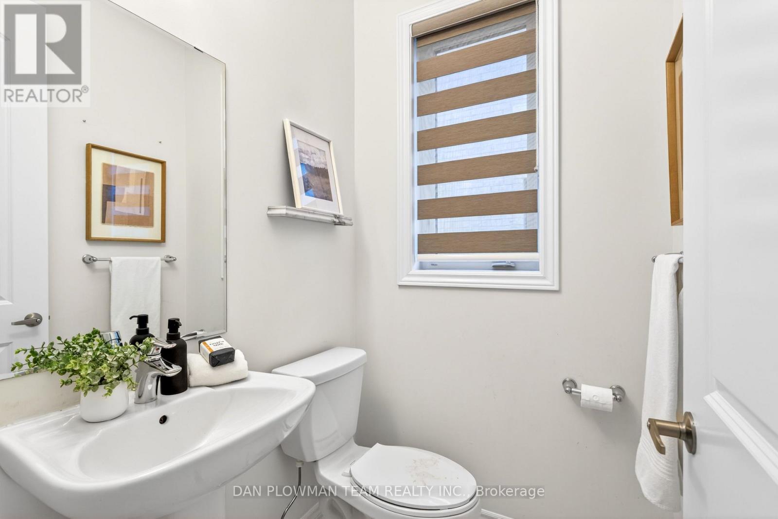 60 Bremner Street, Whitby, Ontario  L1R 0P8 - Photo 18 - E13031836