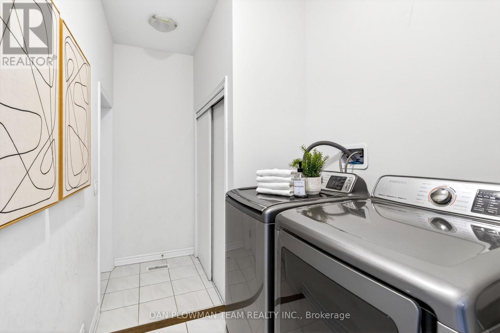 60 Bremner Street, Whitby, Ontario  L1R 0P8 - Photo 19 - E13031836