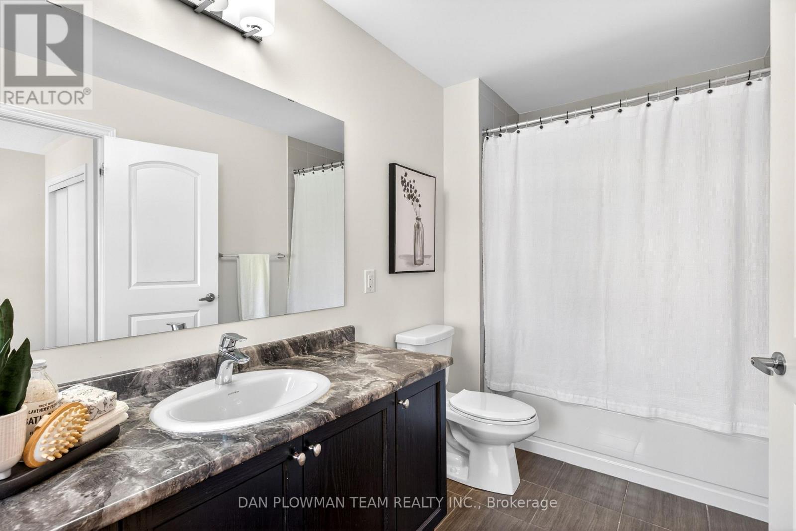 60 Bremner Street, Whitby, Ontario  L1R 0P8 - Photo 29 - E13031836