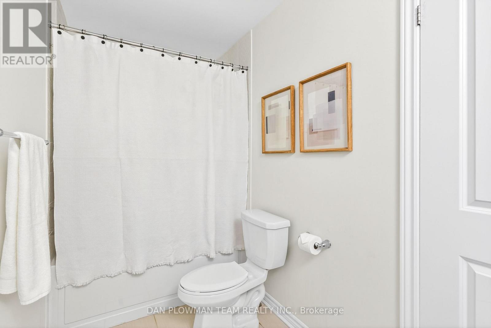 60 Bremner Street, Whitby, Ontario  L1R 0P8 - Photo 33 - E13031836