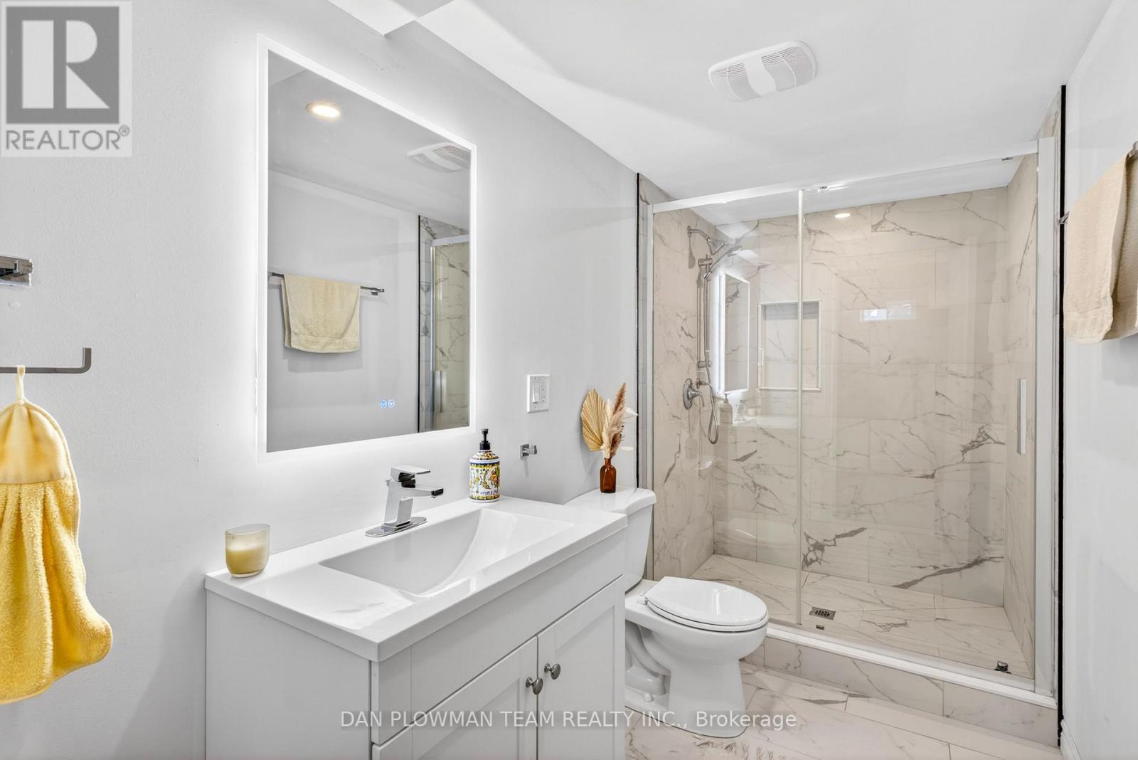 60 Bremner Street, Whitby, Ontario  L1R 0P8 - Photo 39 - E13031836