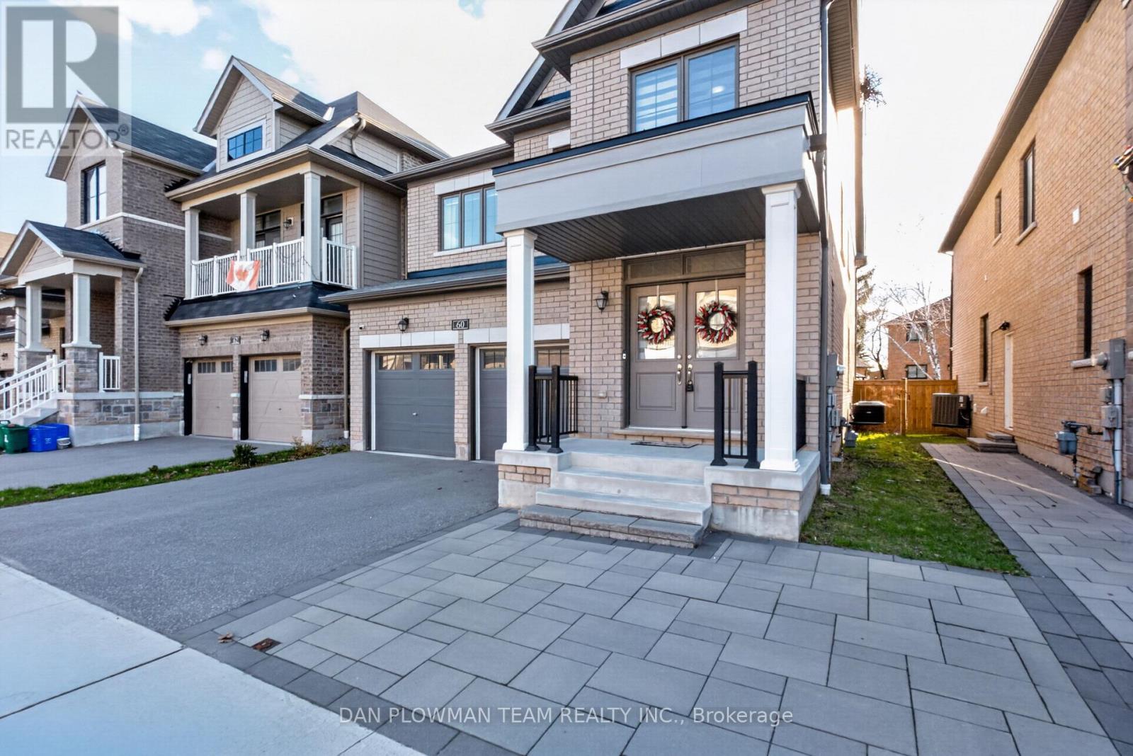 60 Bremner Street, Whitby, Ontario  L1R 0P8 - Photo 4 - E13031836