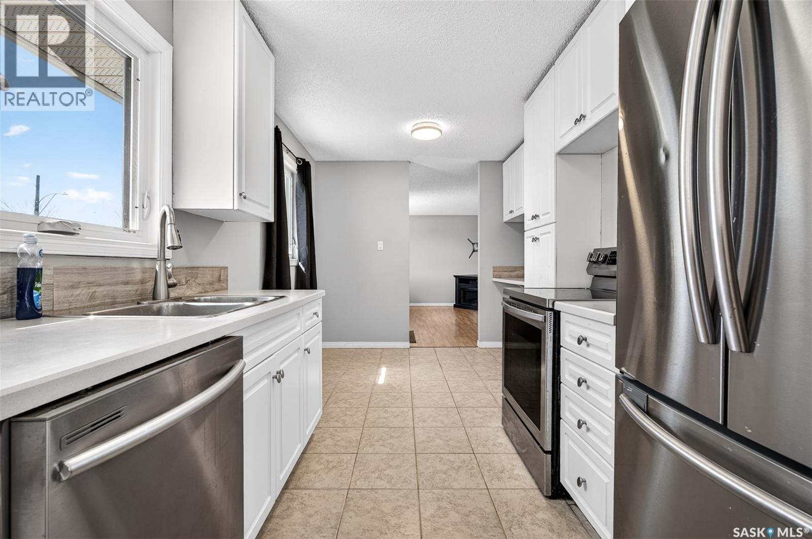 1312 Stadacona Street W, Moose Jaw, Saskatchewan  S6H 6M9 - Photo 15 - SK033656