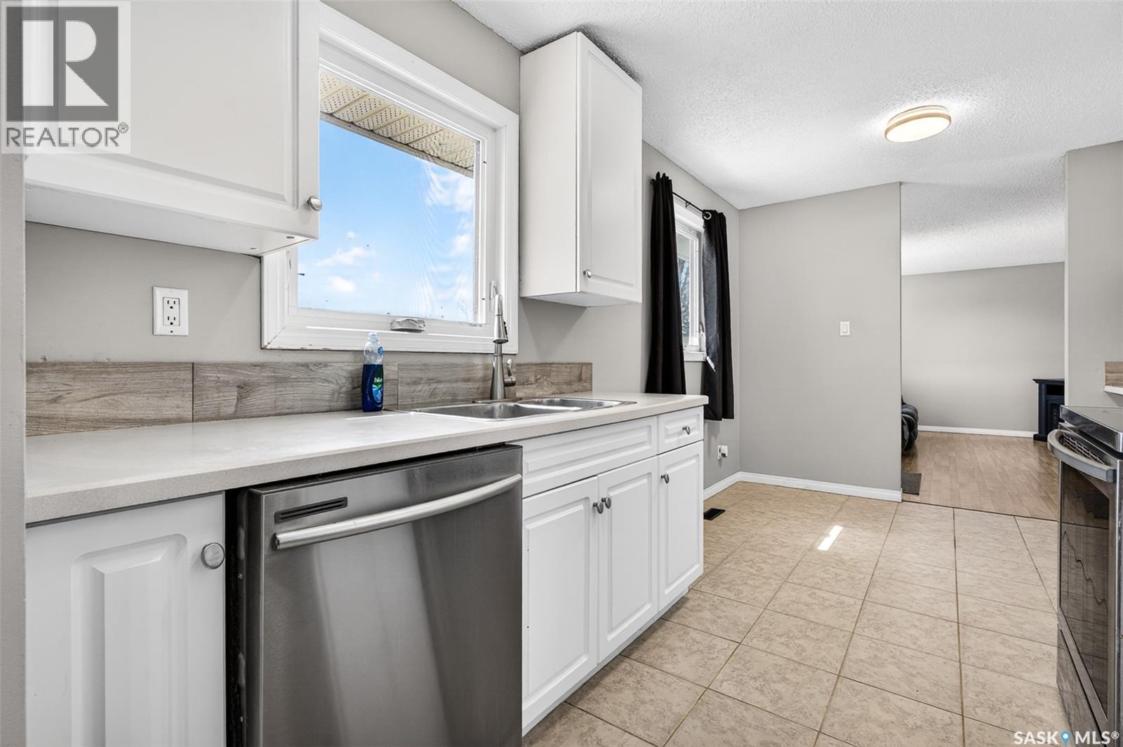 1312 Stadacona Street W, Moose Jaw, Saskatchewan  S6H 6M9 - Photo 16 - SK033656