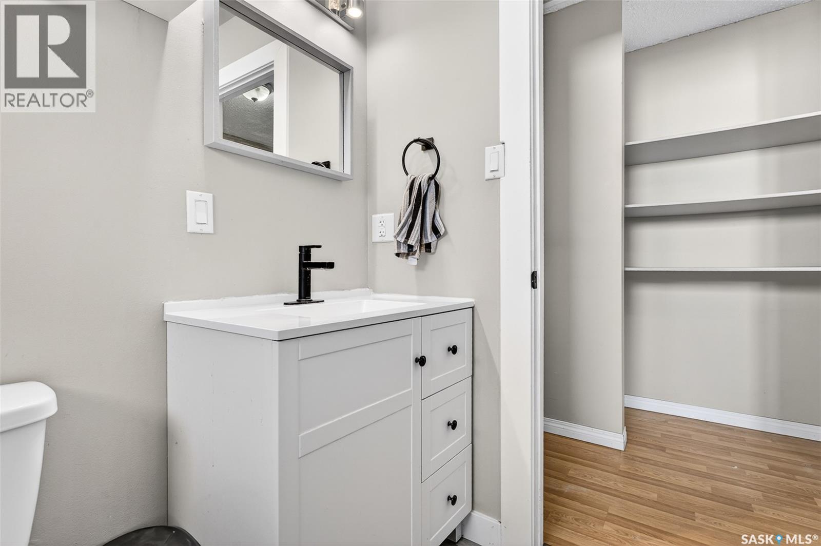 1312 Stadacona Street W, Moose Jaw, Saskatchewan  S6H 6M9 - Photo 30 - SK033656