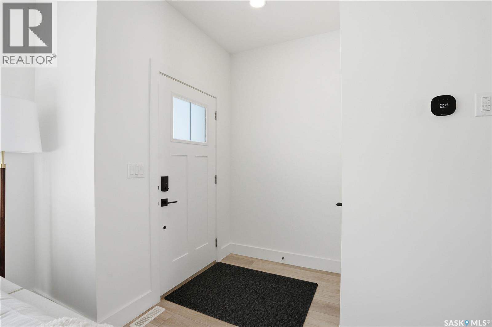 2803 Rosewood Drive, Saskatoon, Saskatchewan  S7V 1R4 - Photo 4 - SK033636