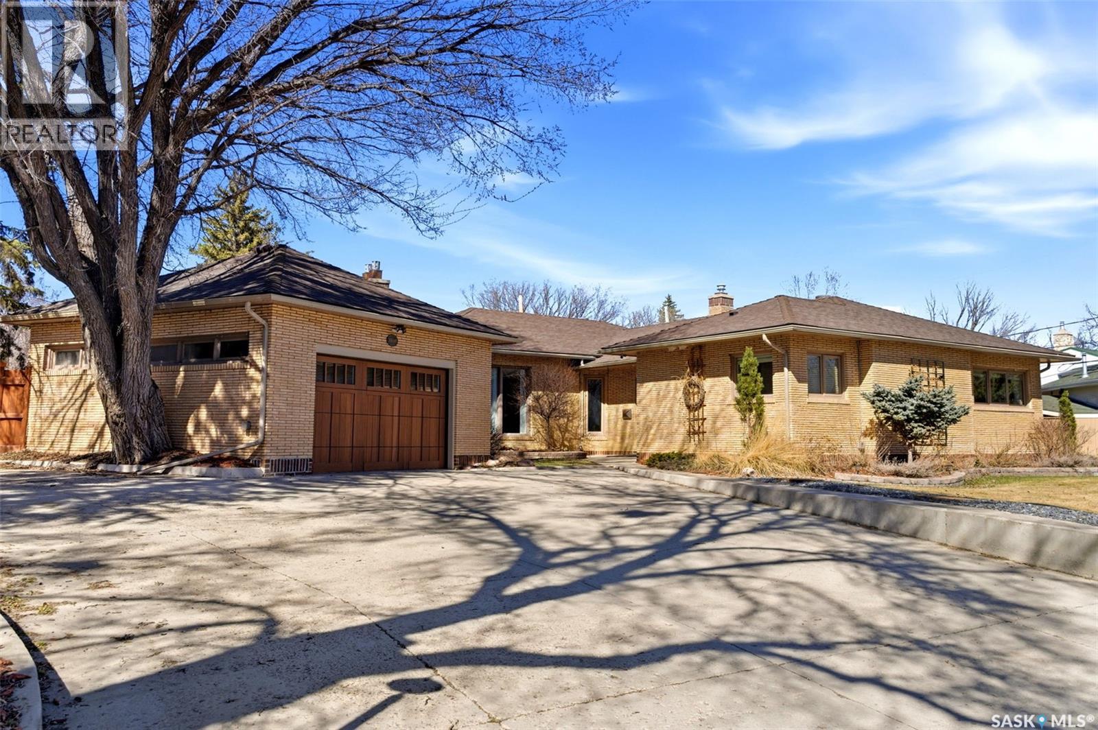 2640 19th Avenue, Regina, Saskatchewan  S4T 1X1 - Photo 2 - SK033582