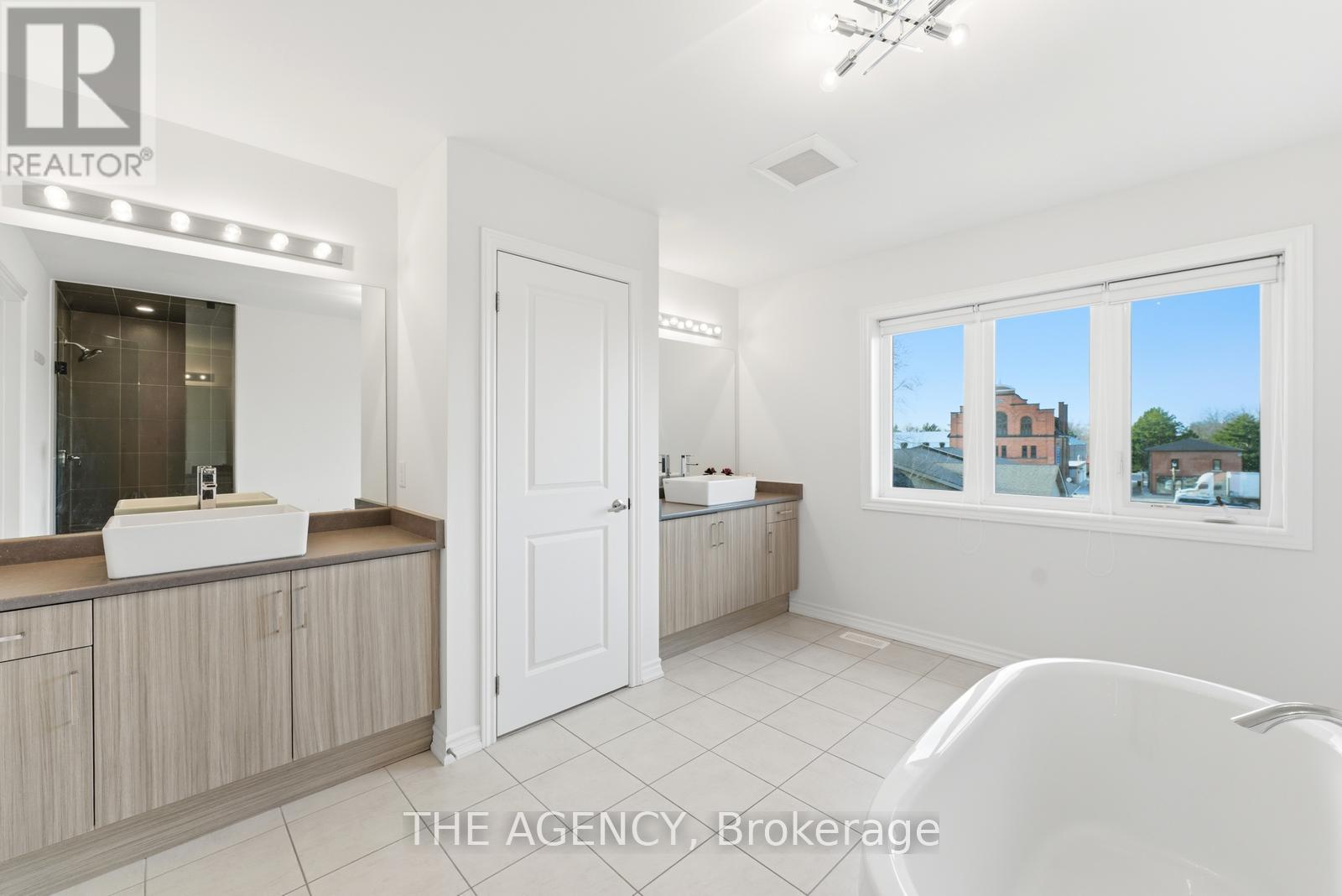 10 Maple Ave W Avenue W, New Tecumseth (Beeton), Ontario  L0G 1A0 - Photo 24 - N13031802