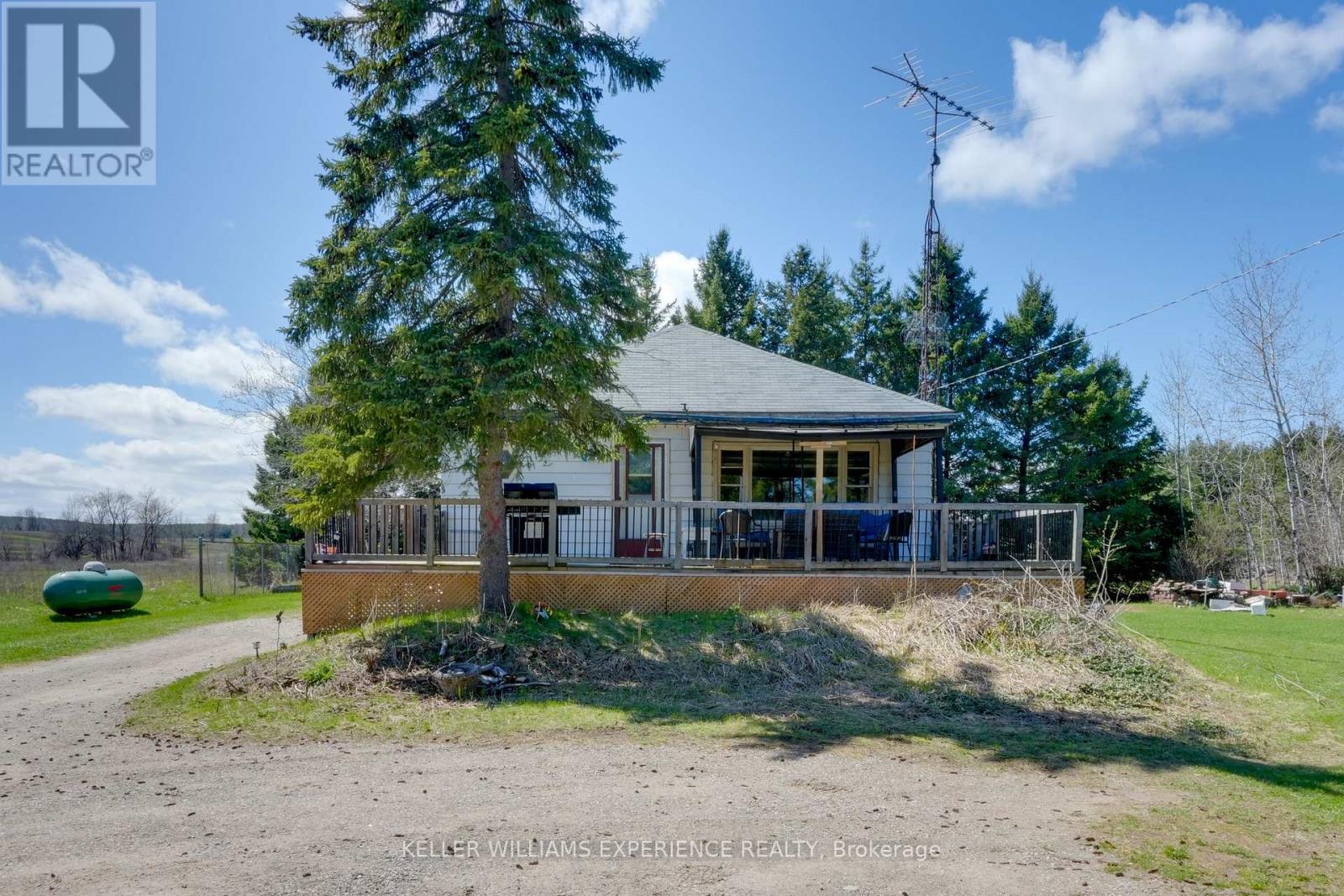 6464 County Road 10 Road, Essa, Ontario  L9R 1V2 - Photo 2 - N13031884