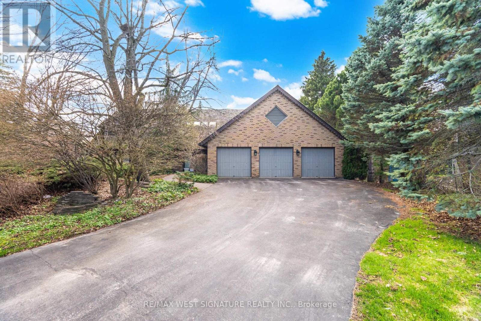 126 CURTIS CRESCENT, king (king city), Ontario