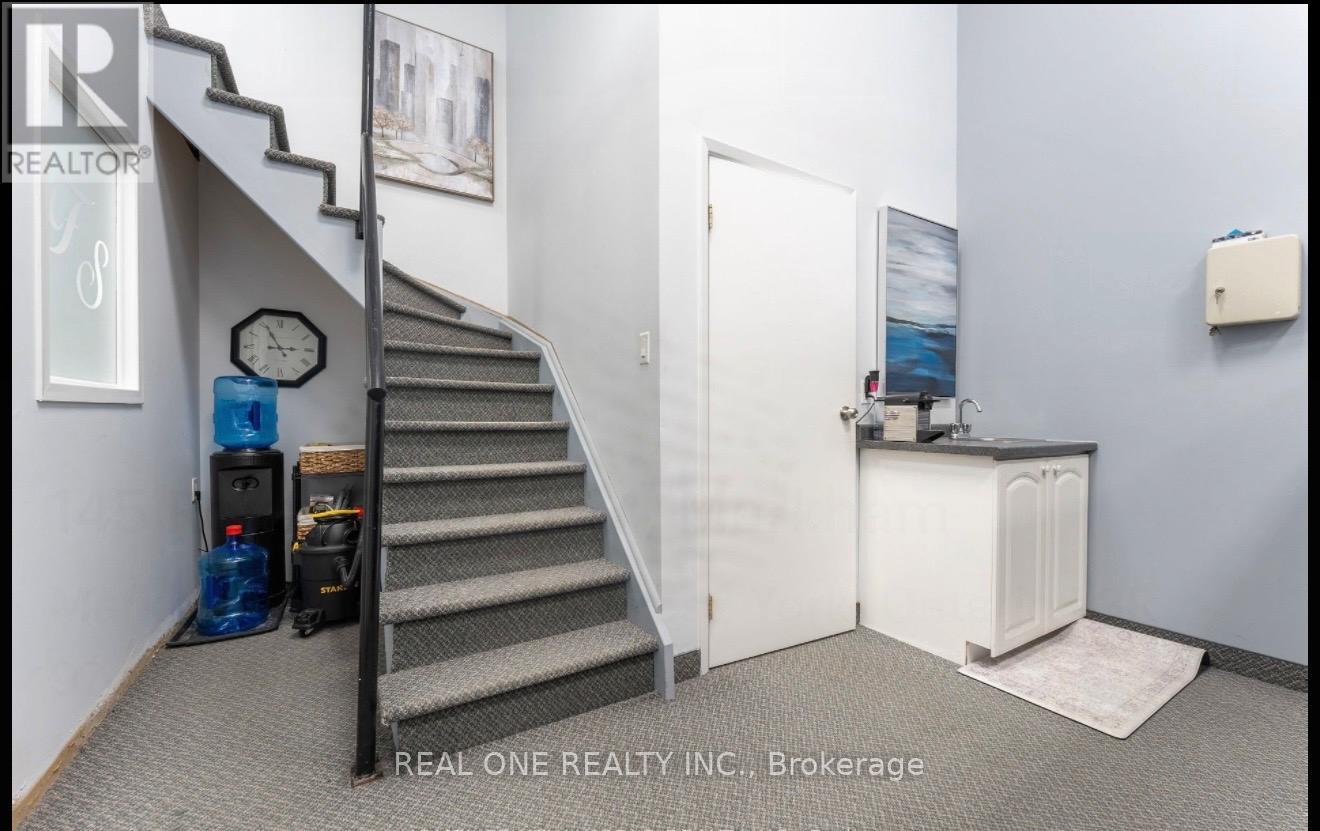 1 - 145 Royal Crest Court, Markham, Ontario  L3R 9Z4 - Photo 10 - N13032016