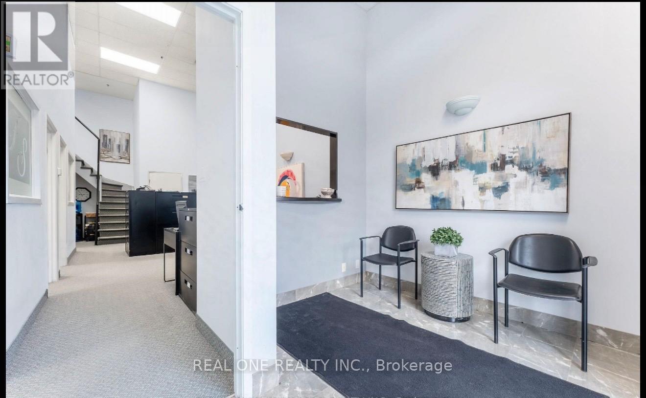 1 - 145 Royal Crest Court, Markham, Ontario  L3R 9Z4 - Photo 2 - N13032016