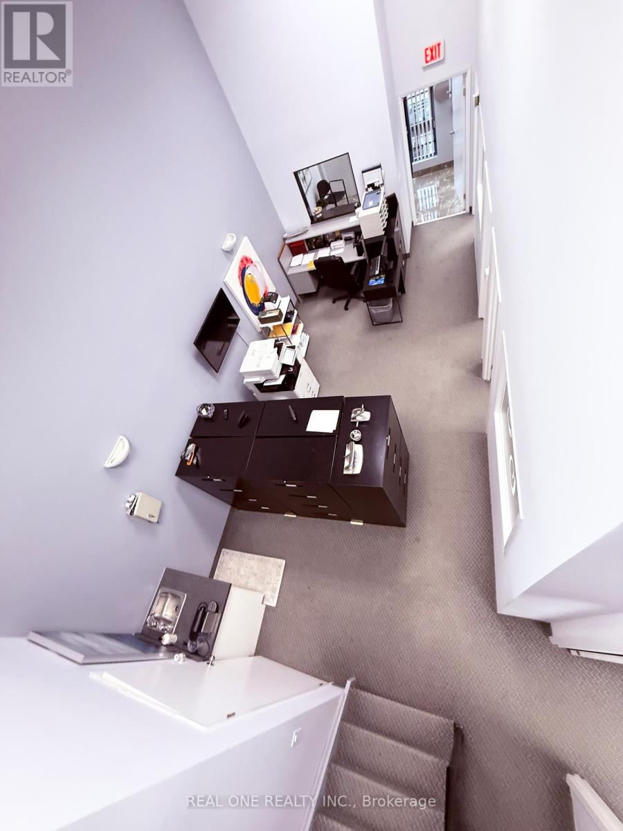 1 - 145 Royal Crest Court, Markham, Ontario  L3R 9Z4 - Photo 5 - N13032016