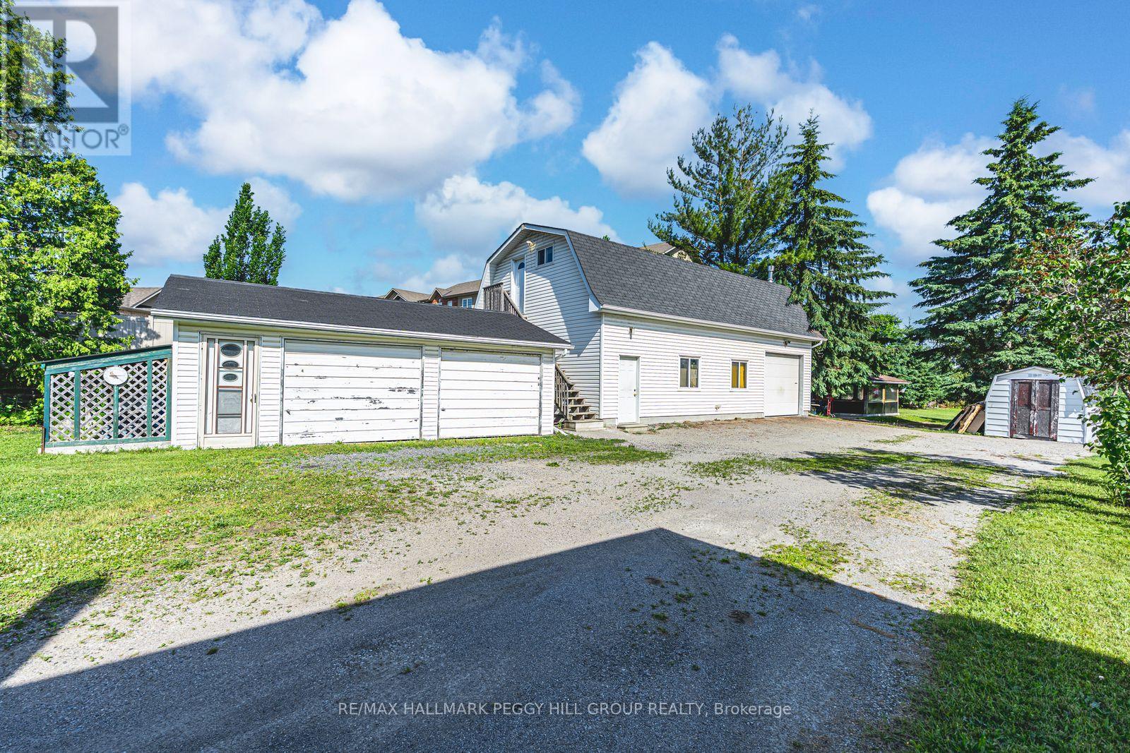 223 Phillips Street, Barrie (Ardagh), Ontario  L4N 3V2 - Photo 2 - S13031936