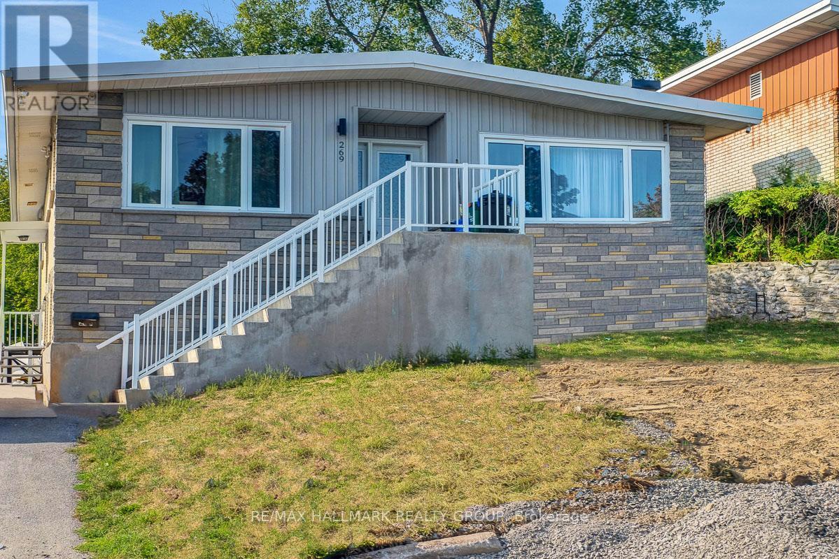 269 Michel Circle, Ottawa, Ontario  K1L 7P4 - Photo 2 - X12977668
